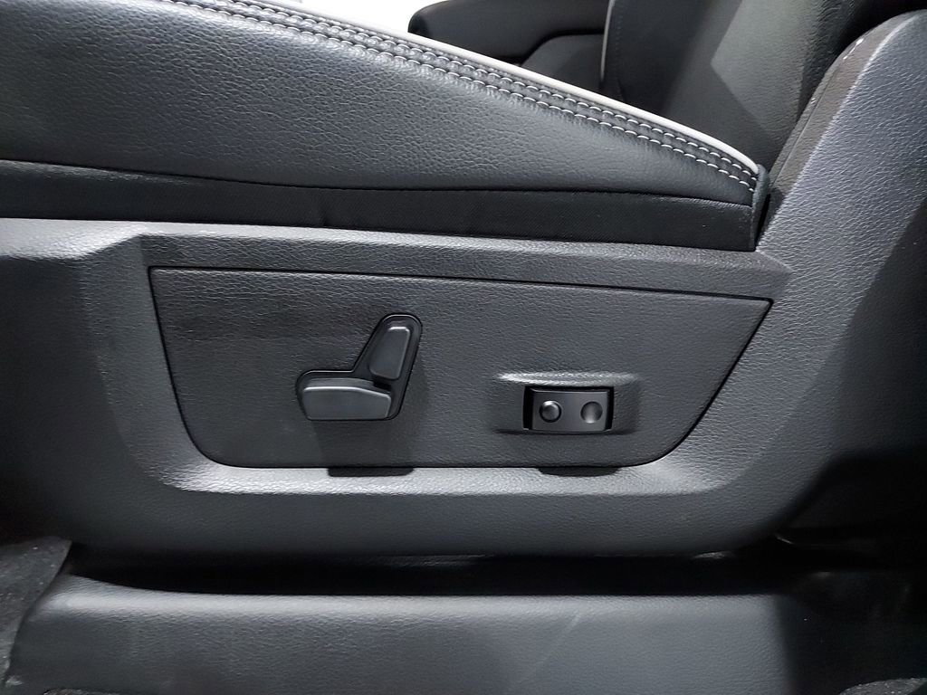 New 2026 RAM 2500 Laramie w/ Night Edition image 18