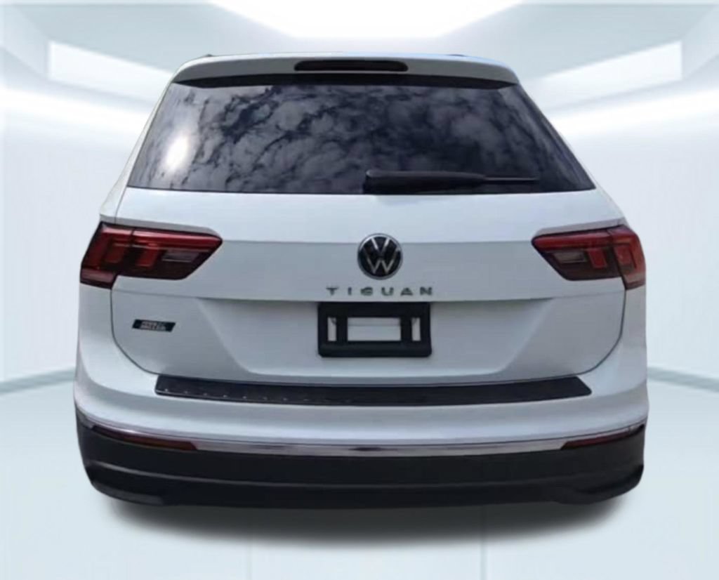 Used 2023 Volkswagen Tiguan S FWD image 11