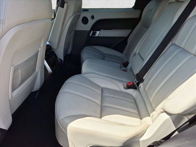 Used 2014 Land Rover Range Rover Sport SE AWD/4WD image 19