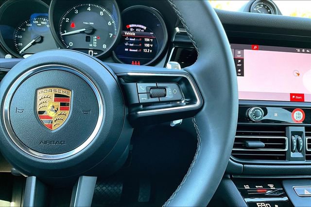 Used 2026 Porsche Macan AWD/4WD image 12