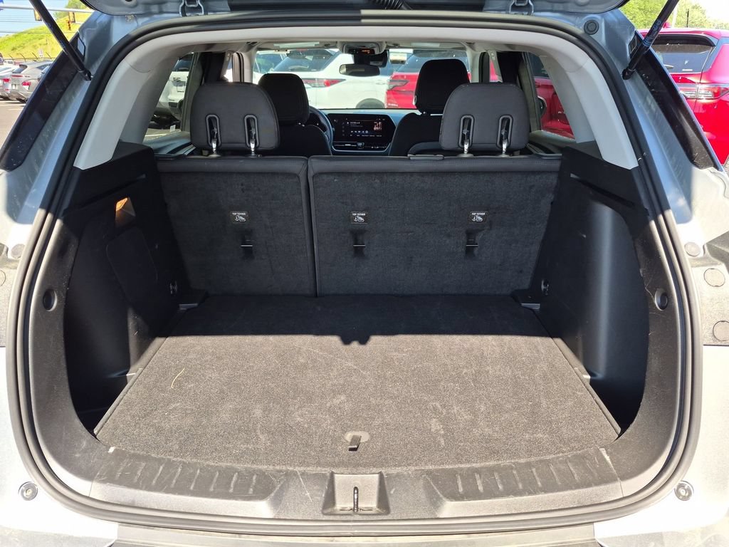 Used 2025 Chevrolet TrailBlazer LT AWD/4WD image 28
