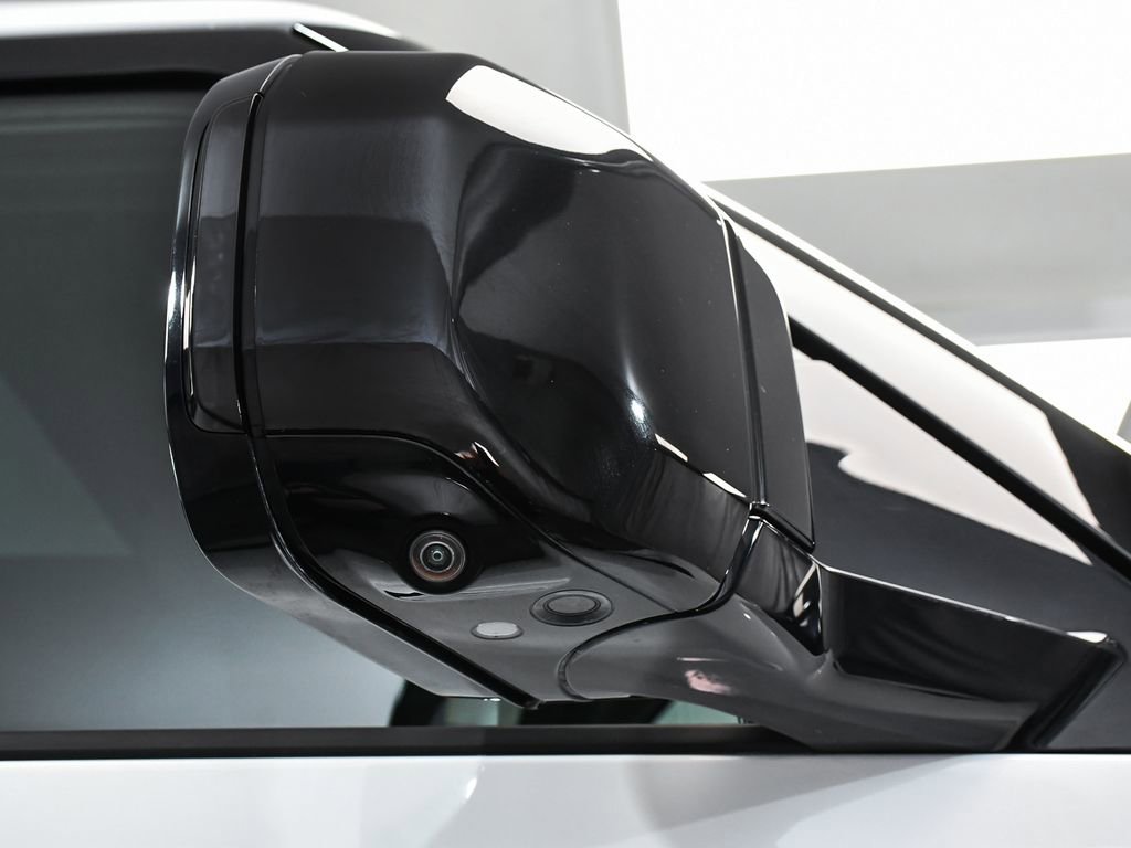 Used 2022 Land Rover Defender 90 X-Dynamic HSE image 76