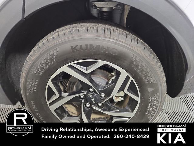 Certified 2025 Kia Sportage LX image 12