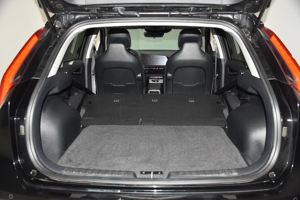 Certified 2025 Kia Niro EX FWD image 29