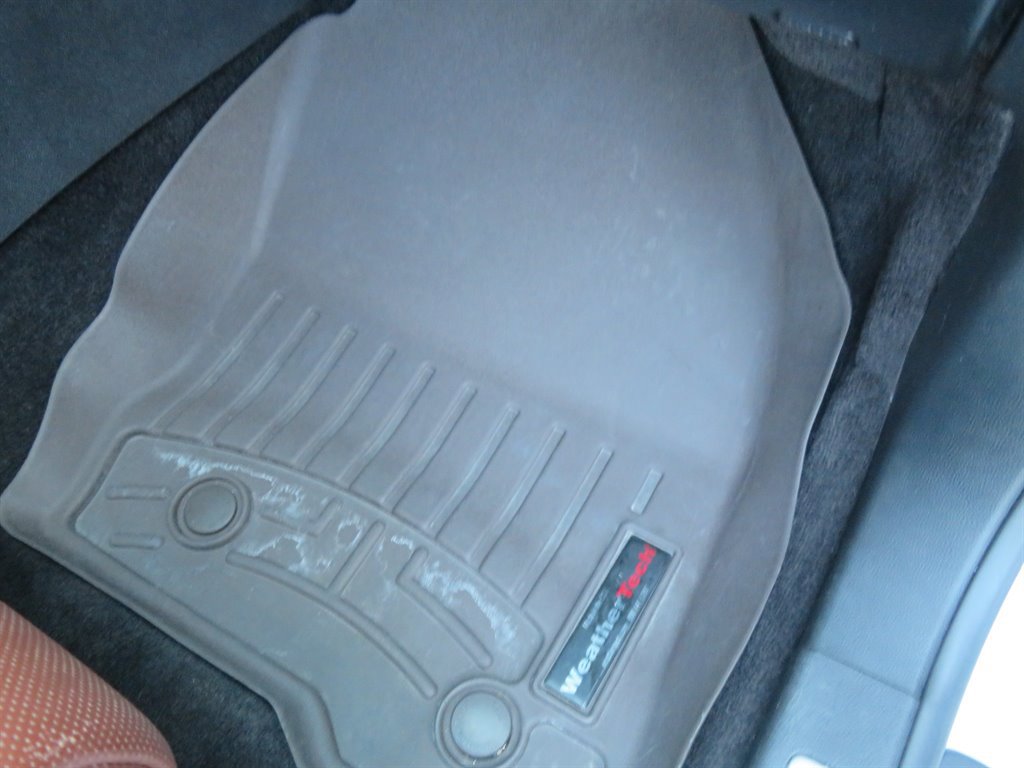 Used 2017 Lincoln MKX Reserve w/ Driver Assistance Package image 40