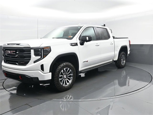 Used 2022 GMC Sierra 1500 AT4 image 2