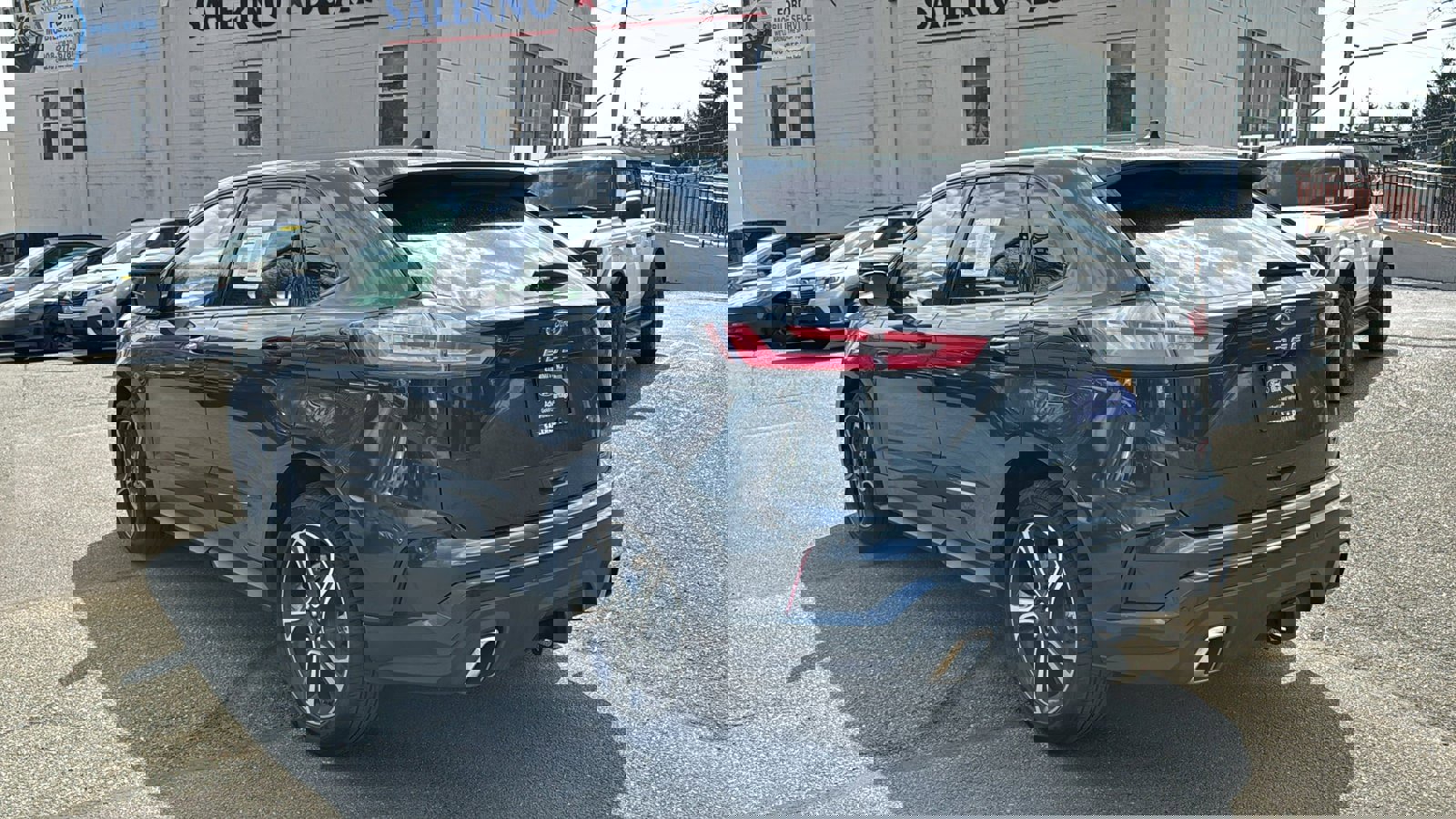 Certified 2022 Ford Edge ST image 9