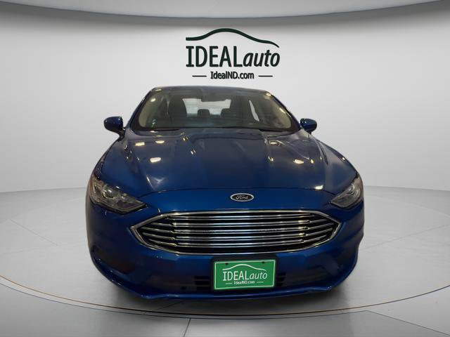 Used 2017 Ford Fusion SE FWD image 9