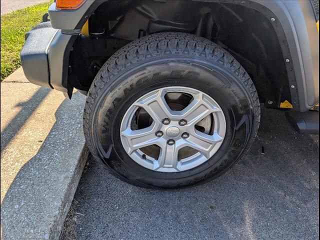 Used 2021 Jeep Wrangler Sport S image 5