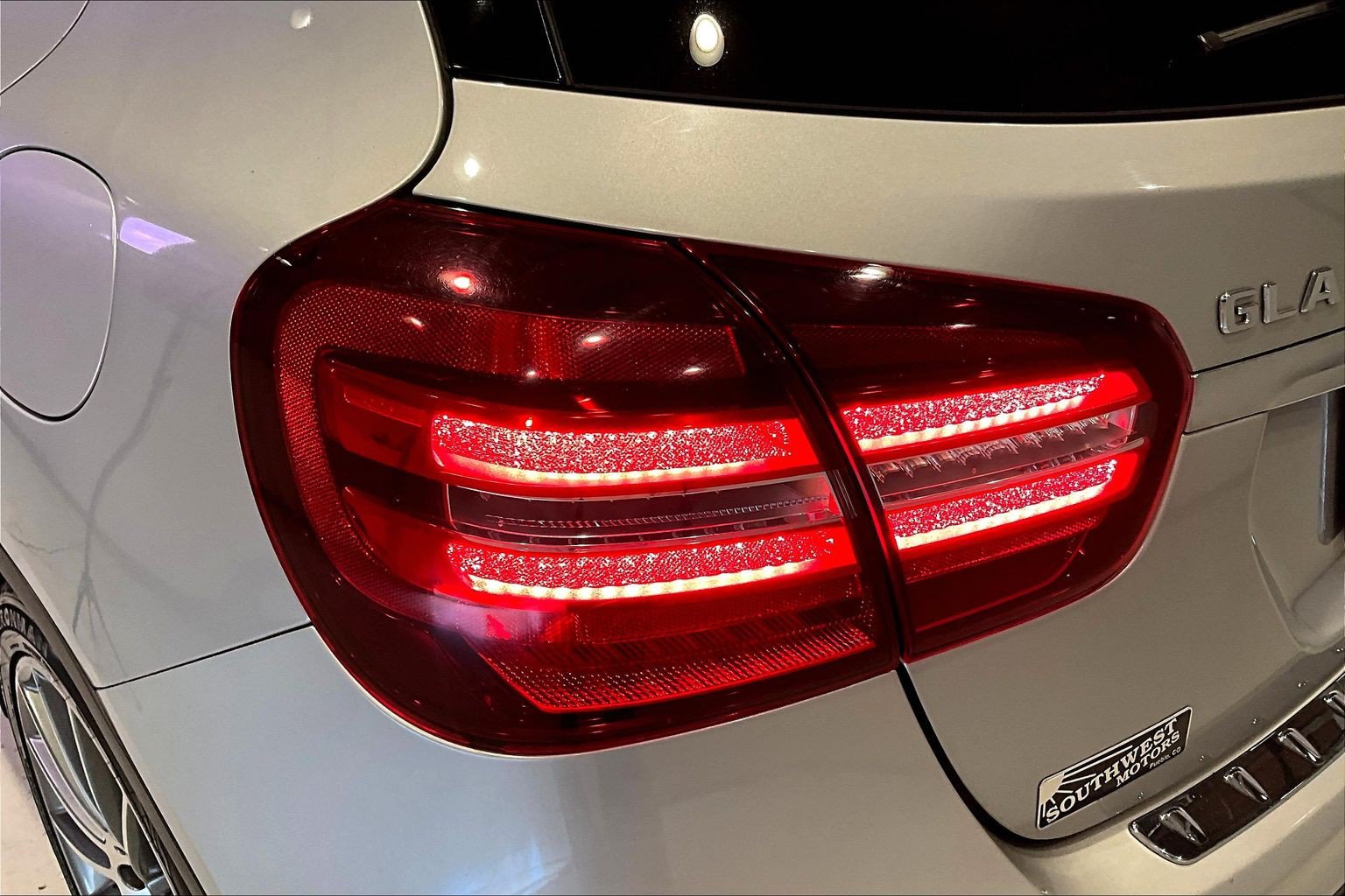 Used 2018 Mercedes-Benz GLA 250 4MATIC image 23