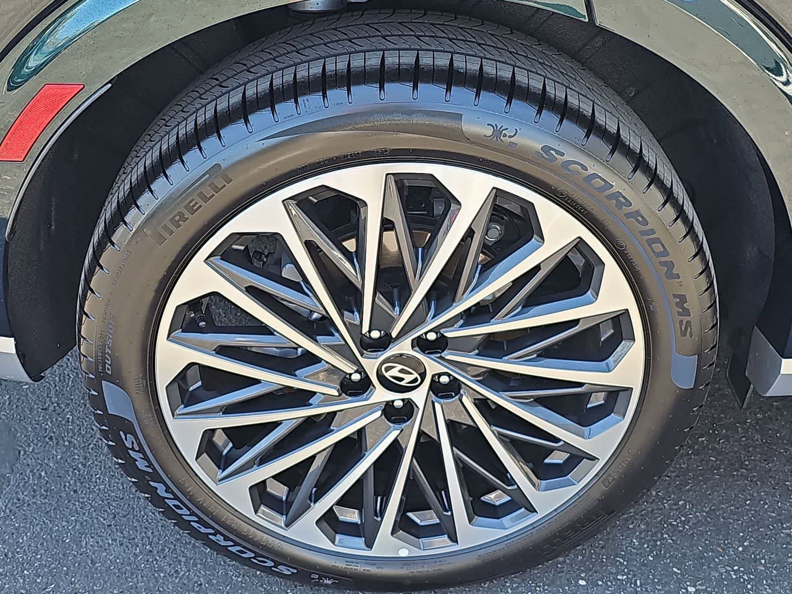 Certified 2026 Hyundai Palisade Calligraphy AWD/4WD image 12