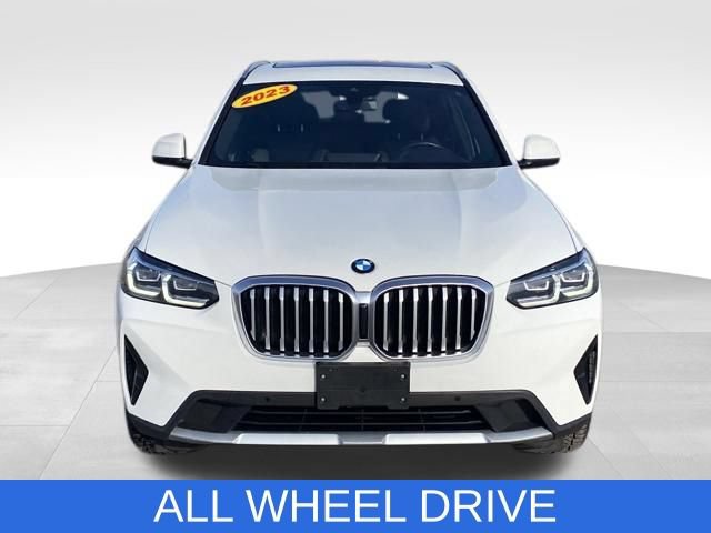 Used 2023 BMW X3 xDrive30i AWD/4WD image 2