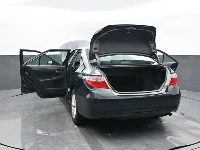 Used 2016 Toyota Camry LE image 63