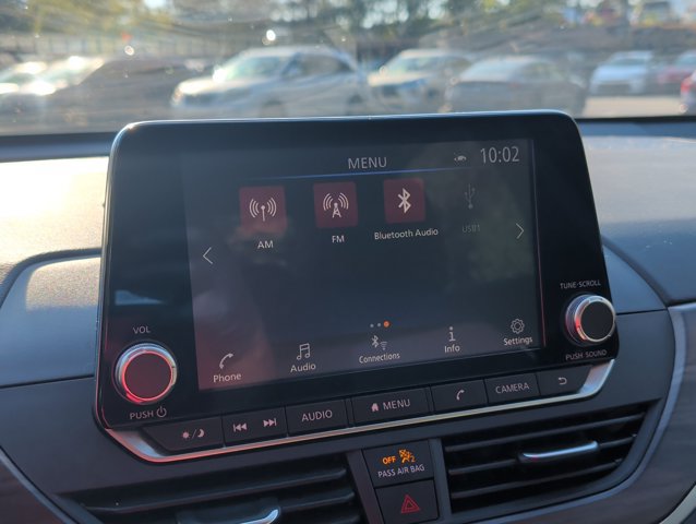 Used 2025 Nissan Altima 2.5 SV FWD image 16