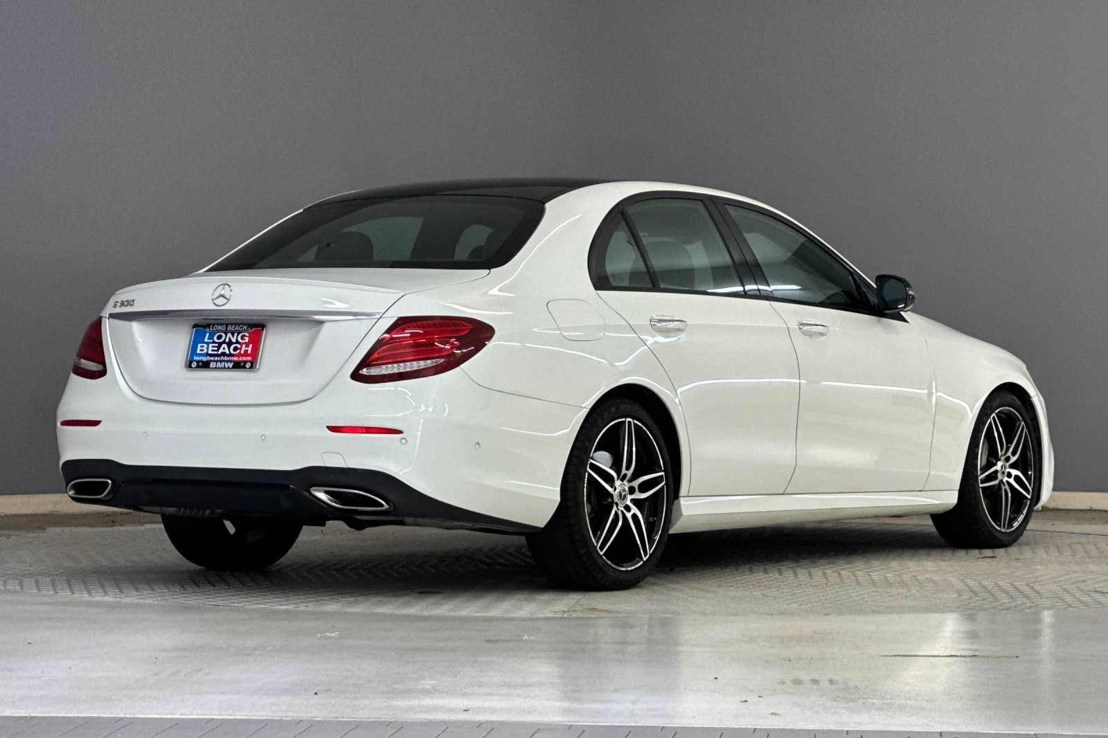 Used 2019 Mercedes-Benz E 300 image 8