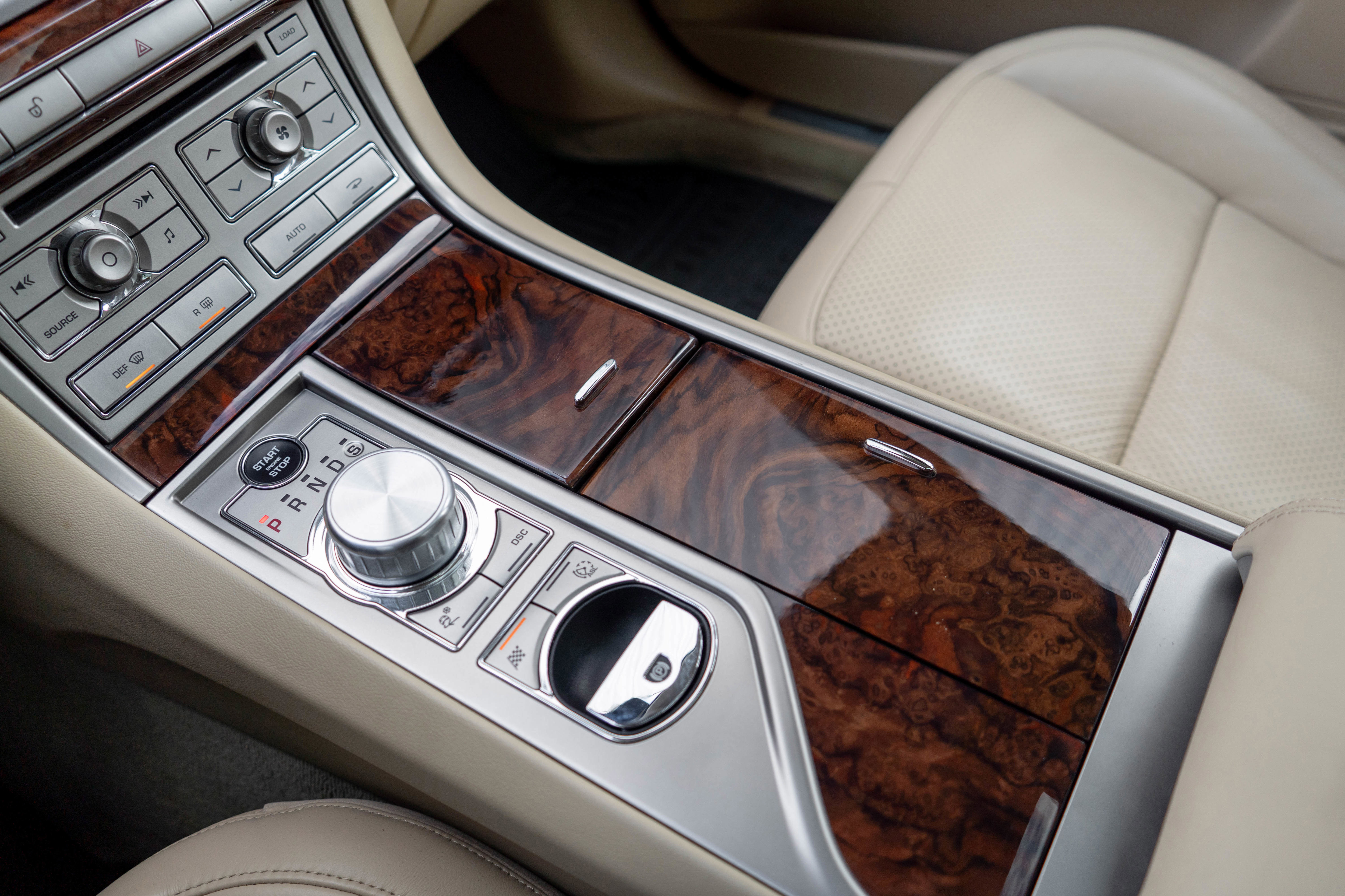 Used 2011 Jaguar XF Portfolio RWD image 20