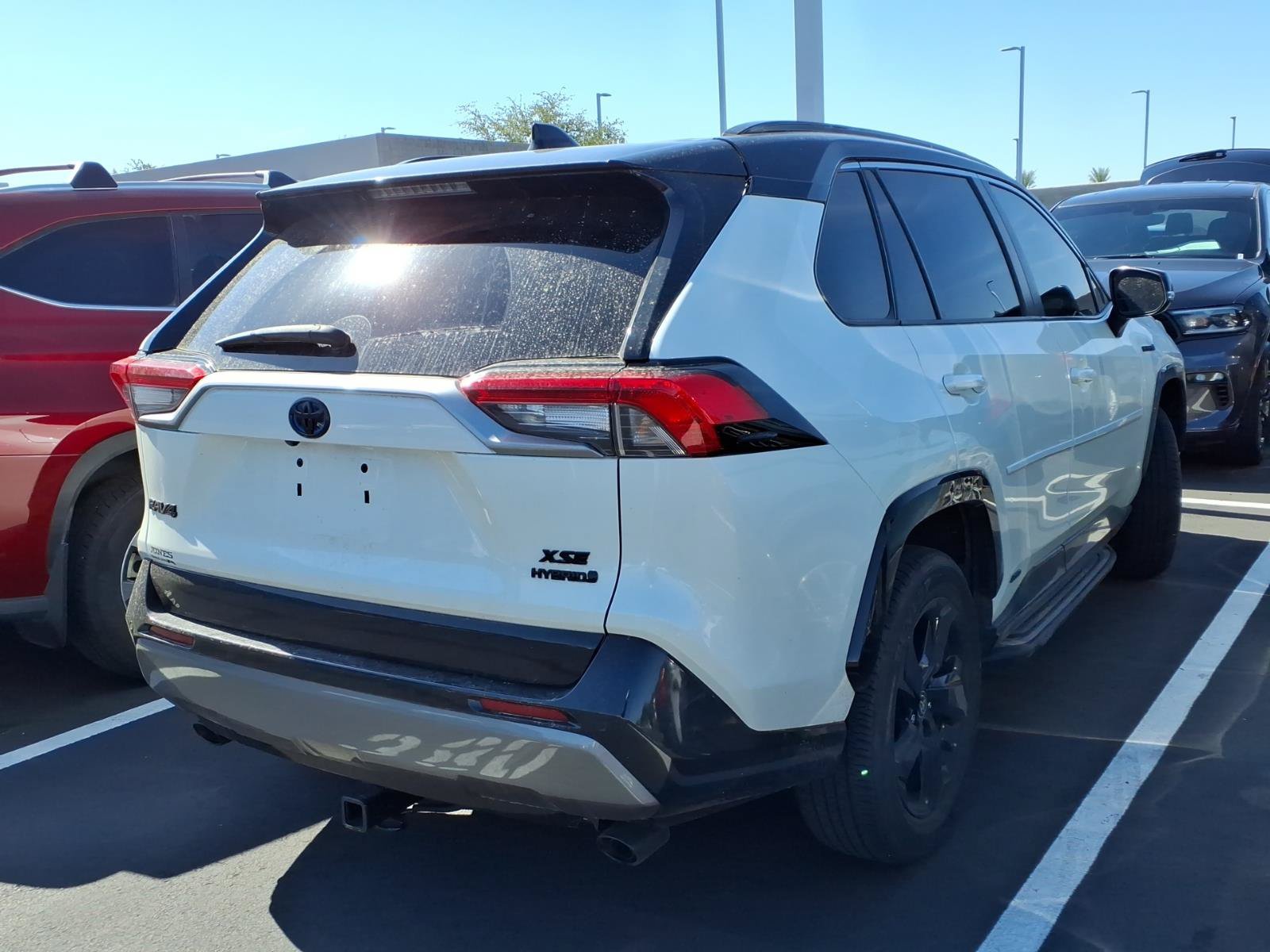 Used 2021 Toyota RAV4 XSE AWD/4WD image 4