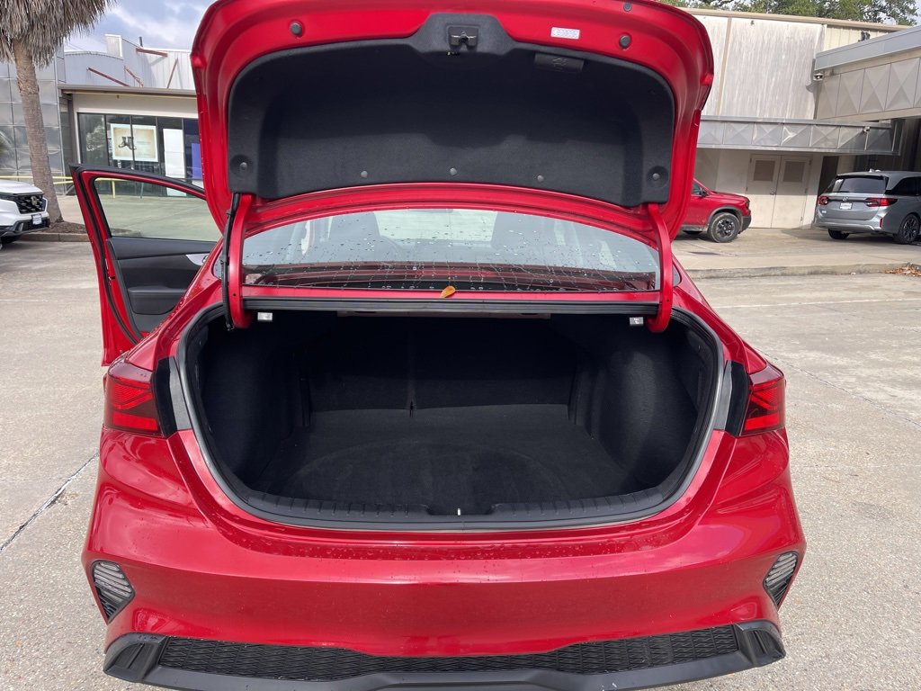 Used 2024 Kia Forte LXS image 9