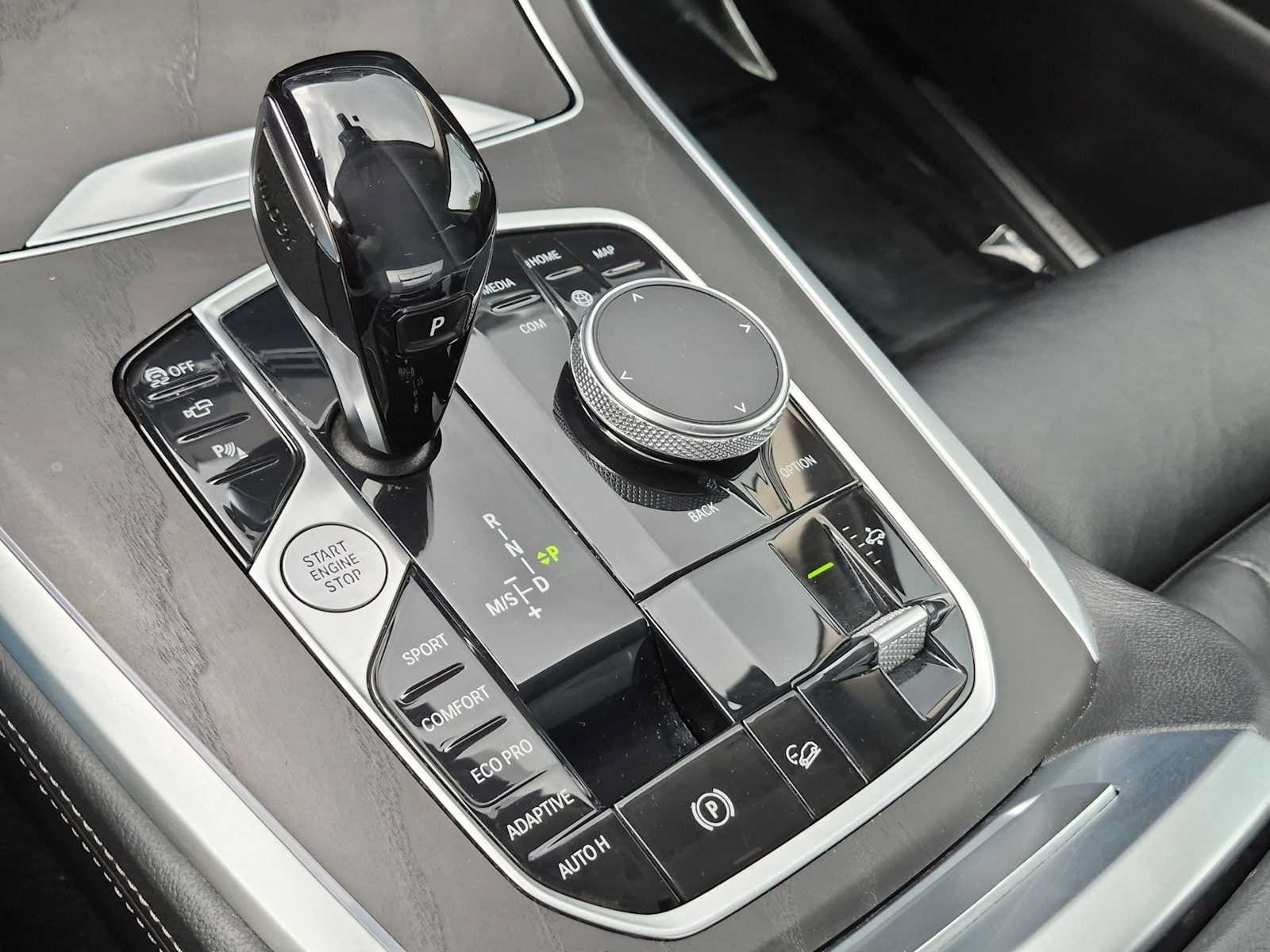 Used 2022 BMW X7 xDrive40i w/ Premium Package AWD/4WD image 34