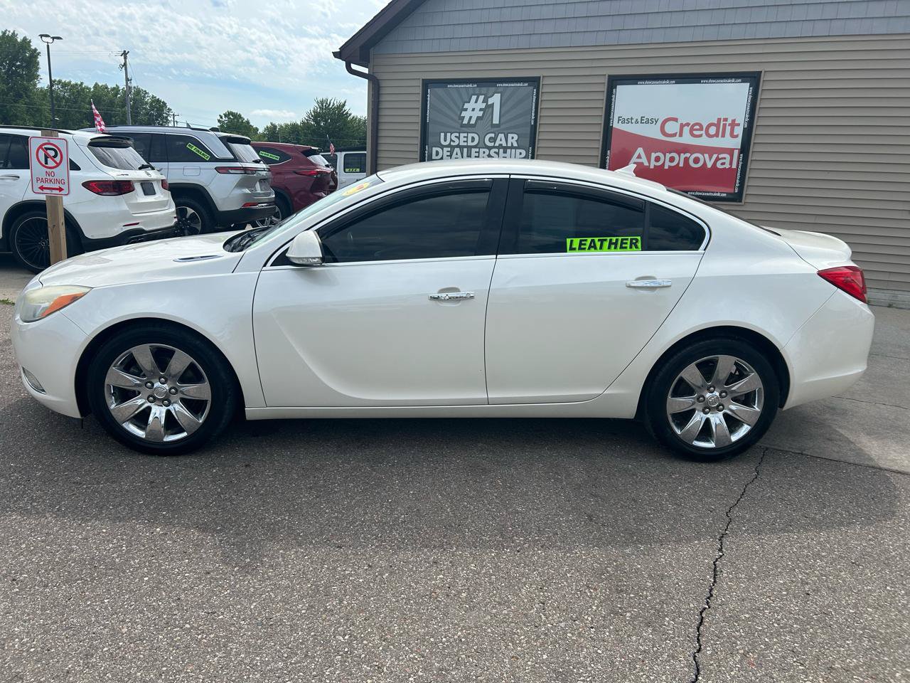Used 2013 Buick Regal Premium FWD image 8