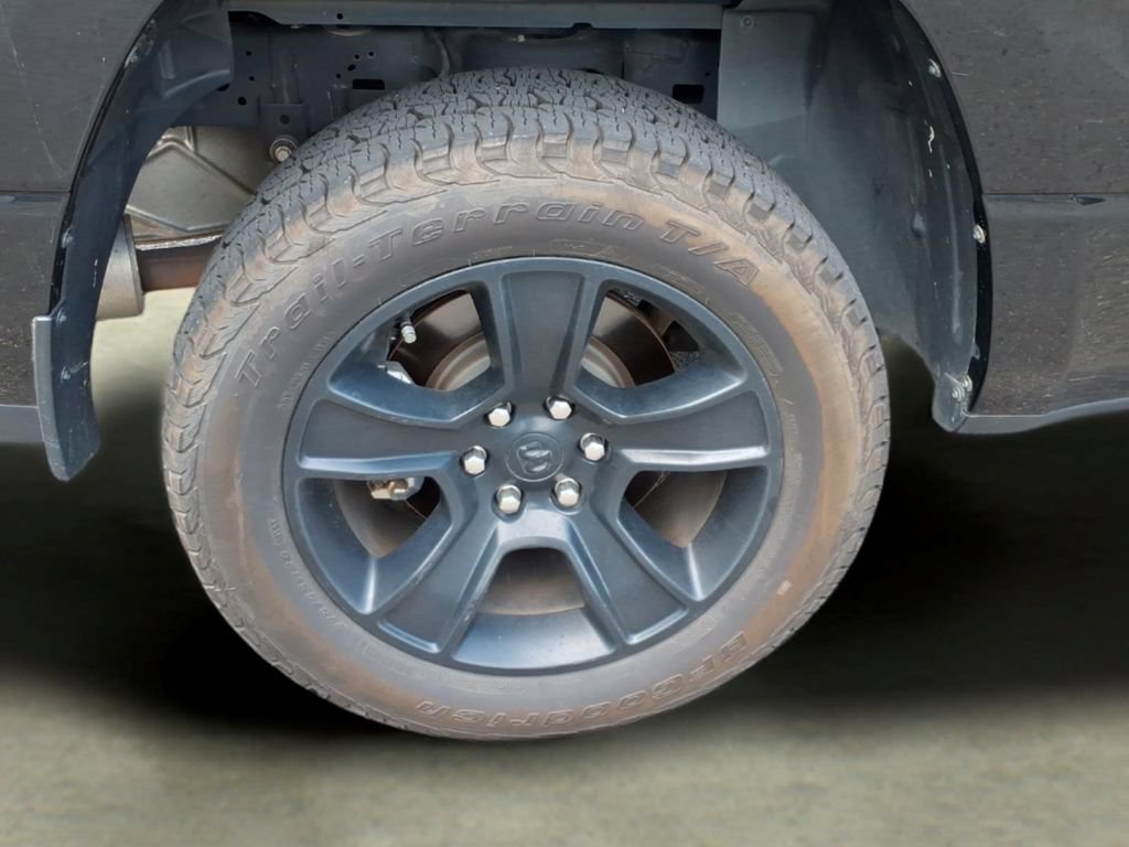 Used 2022 RAM 1500 Big Horn AWD/4WD image 36