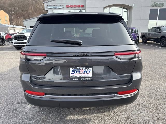 New 2026 Jeep Grand Cherokee Limited w/ Limited Altitude Package AWD/4WD image 4