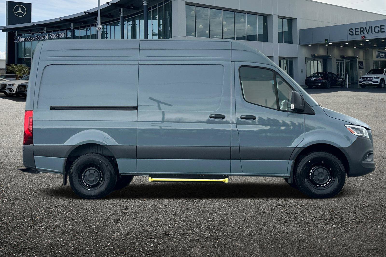 New 2024 Mercedes-Benz Sprinter 2500 image 3
