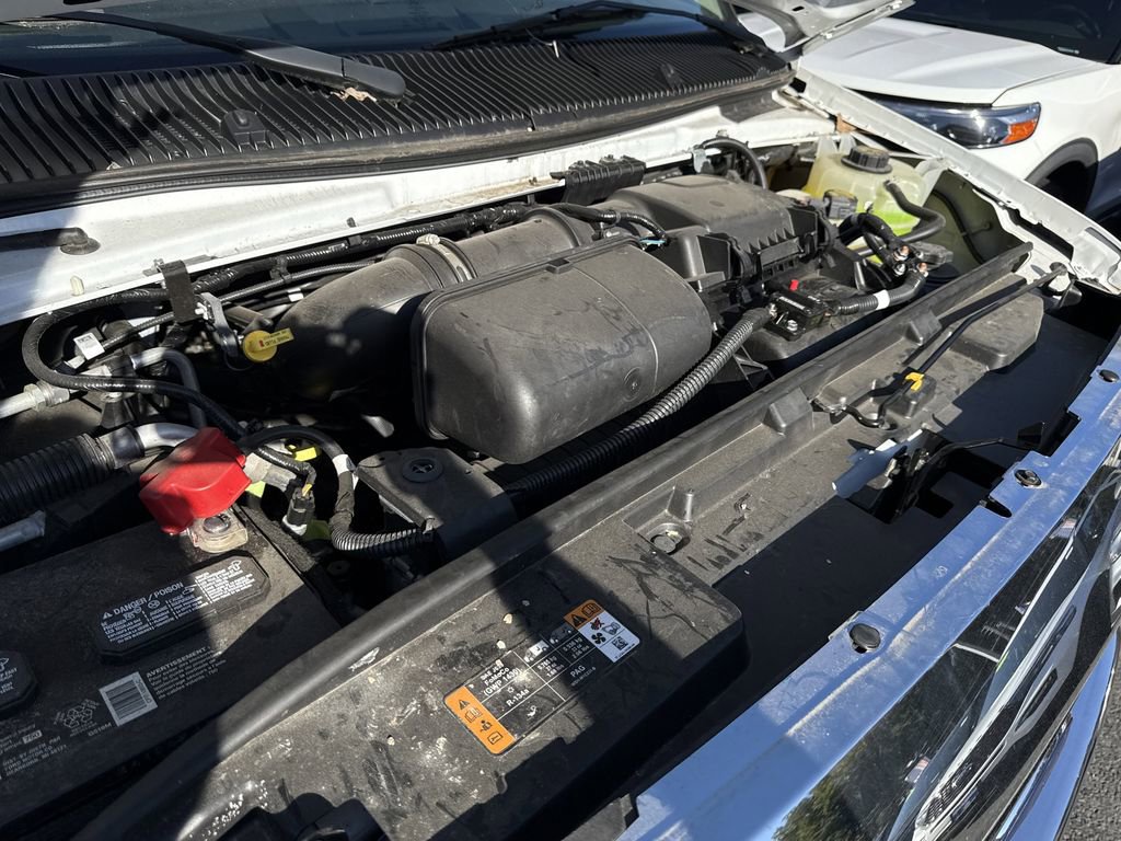 New 2024 Ford E-450 and Econoline 450 Super Duty w/ Driver's Safety Package RWD image 25