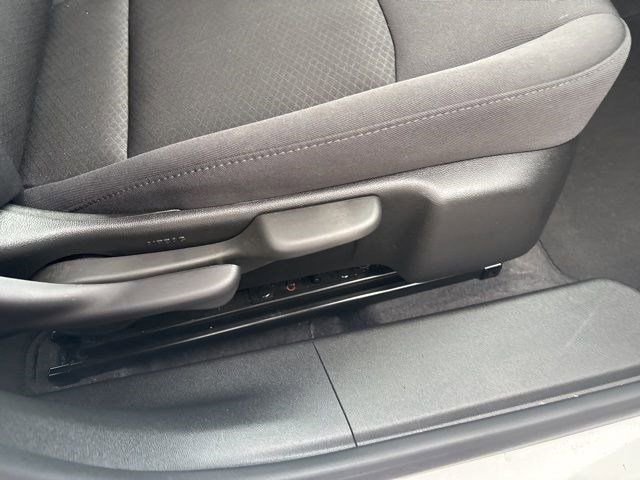 Used 2023 Chevrolet Malibu LT image 40