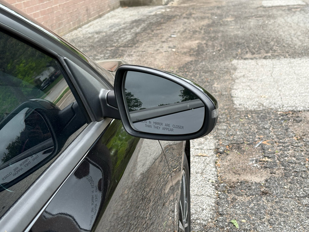 Used 2023 Kia Forte LXS w/ LXS Technology Package FWD image 27