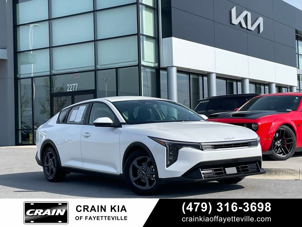 Certified 2025 Kia K4 LXS image 1