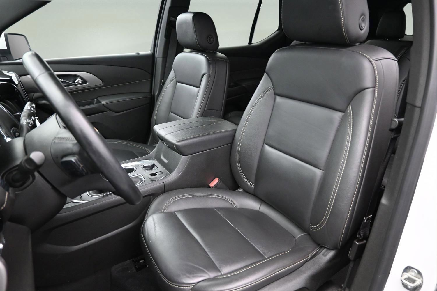 Used 2023 Chevrolet Traverse LT image 21