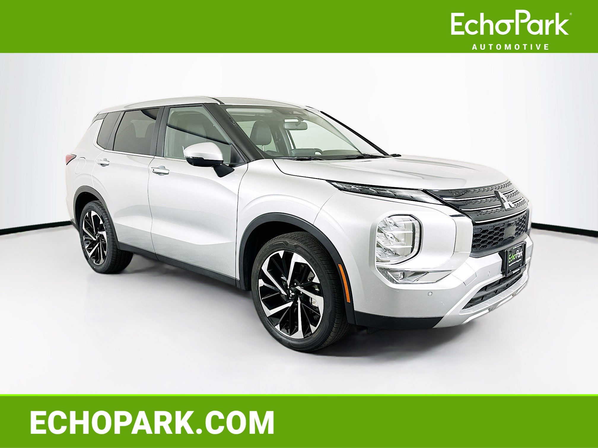 Used 2024 Mitsubishi Outlander SE