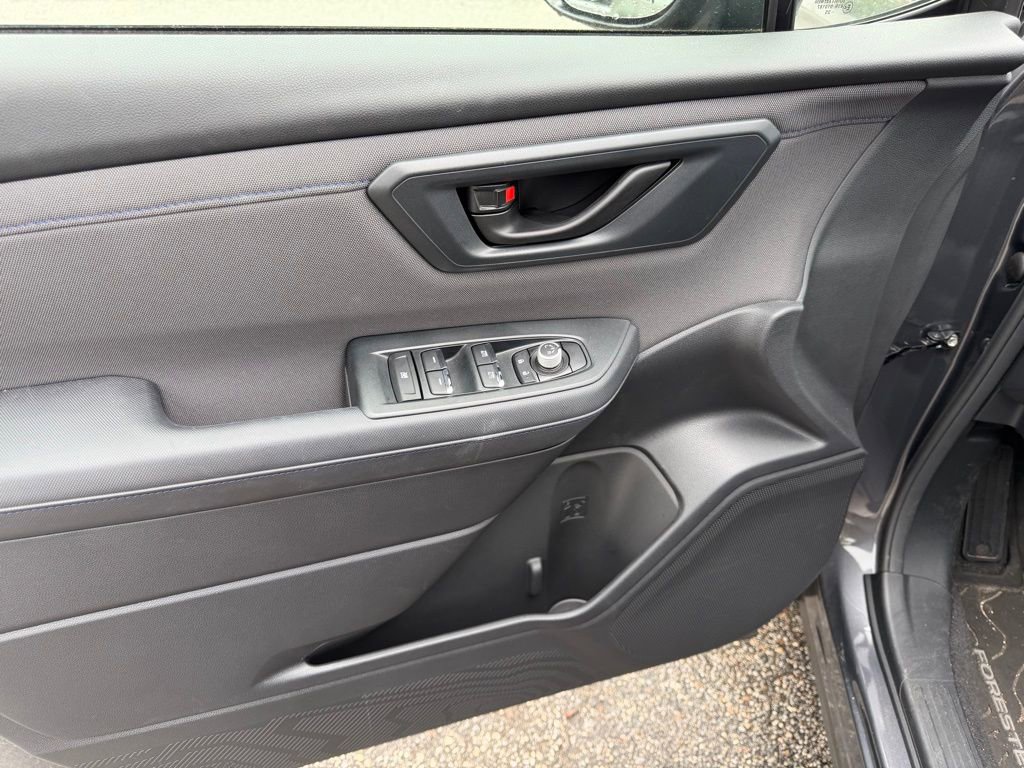 Used 2025 Subaru Forester Premium w/ Protection Package image 23