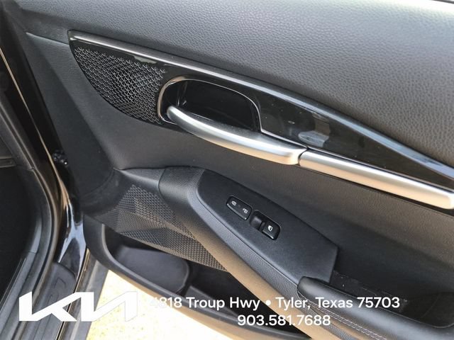Certified 2023 Kia Seltos S w/ Navigation Package FWD image 13