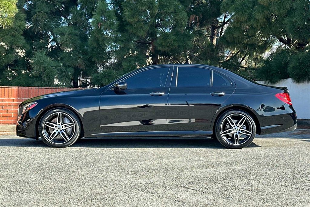 Used 2020 Mercedes-Benz E 350 Sedan image 7