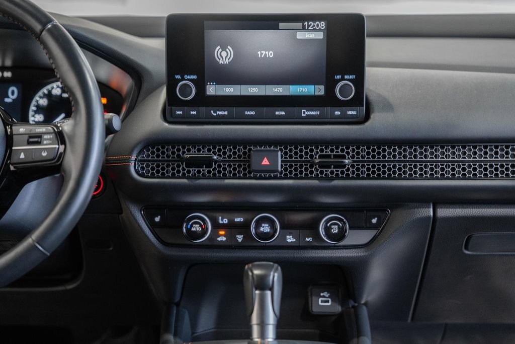 Used 2024 Honda HR-V Sport image 18