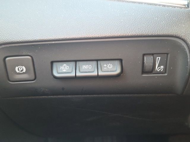 Used 2024 Buick Enclave Premium image 33