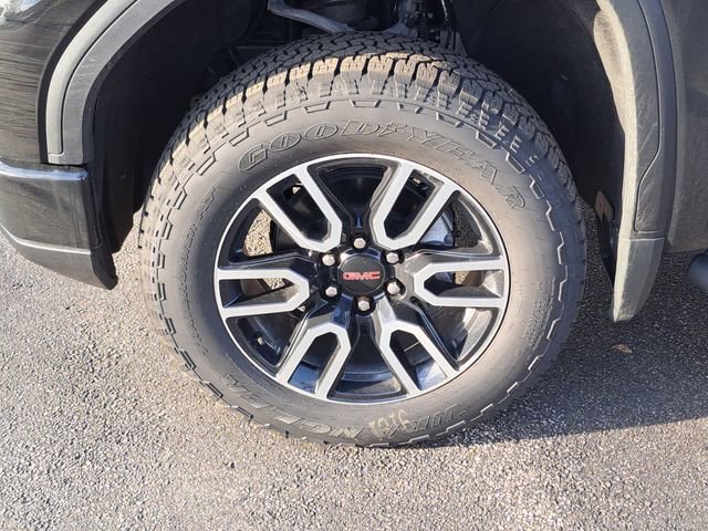 New 2026 GMC Sierra 1500 AT4 w/ Technology Package image 4