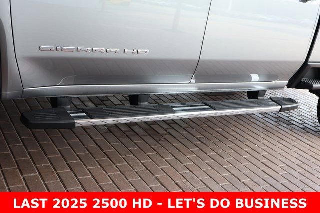 New 2025 GMC Sierra 2500 SLT w/ SLT Premium Package image 9