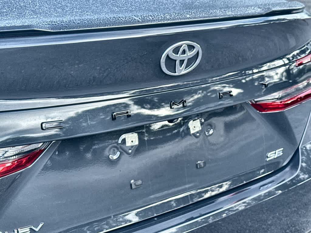 Used 2025 Toyota Camry SE FWD image 10