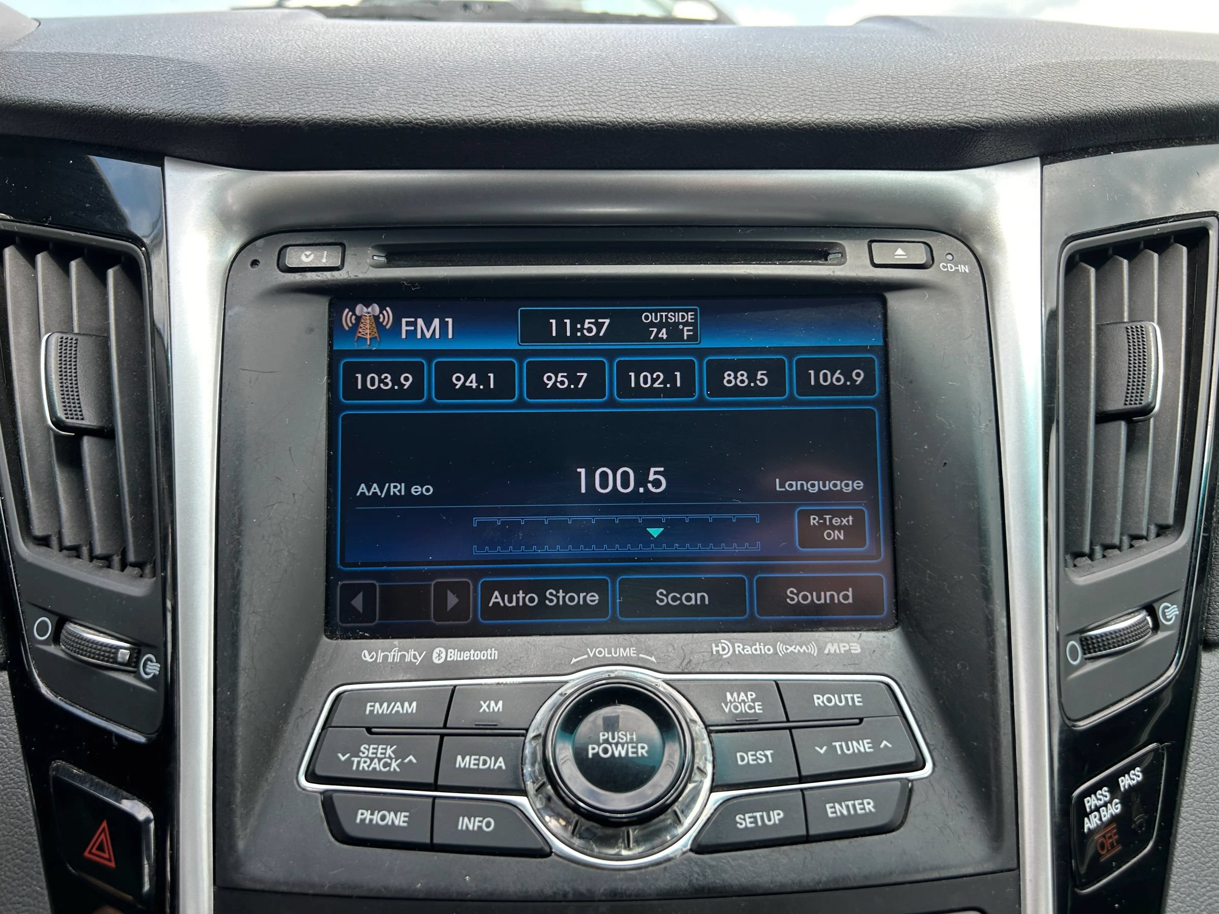 Used 2013 Hyundai Sonata Limited w/ Premium Pkg FWD image 27
