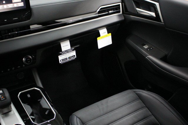 New 2026 Mitsubishi Outlander SE FWD image 22