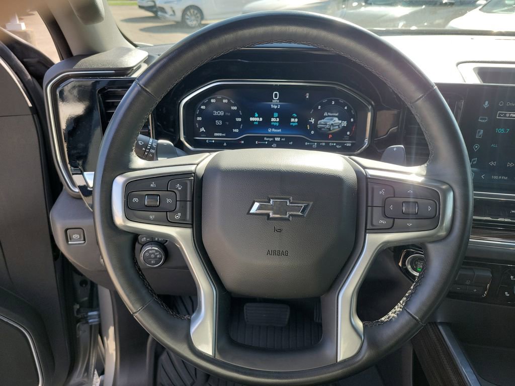 Used 2022 Chevrolet Silverado 1500 Custom image 24