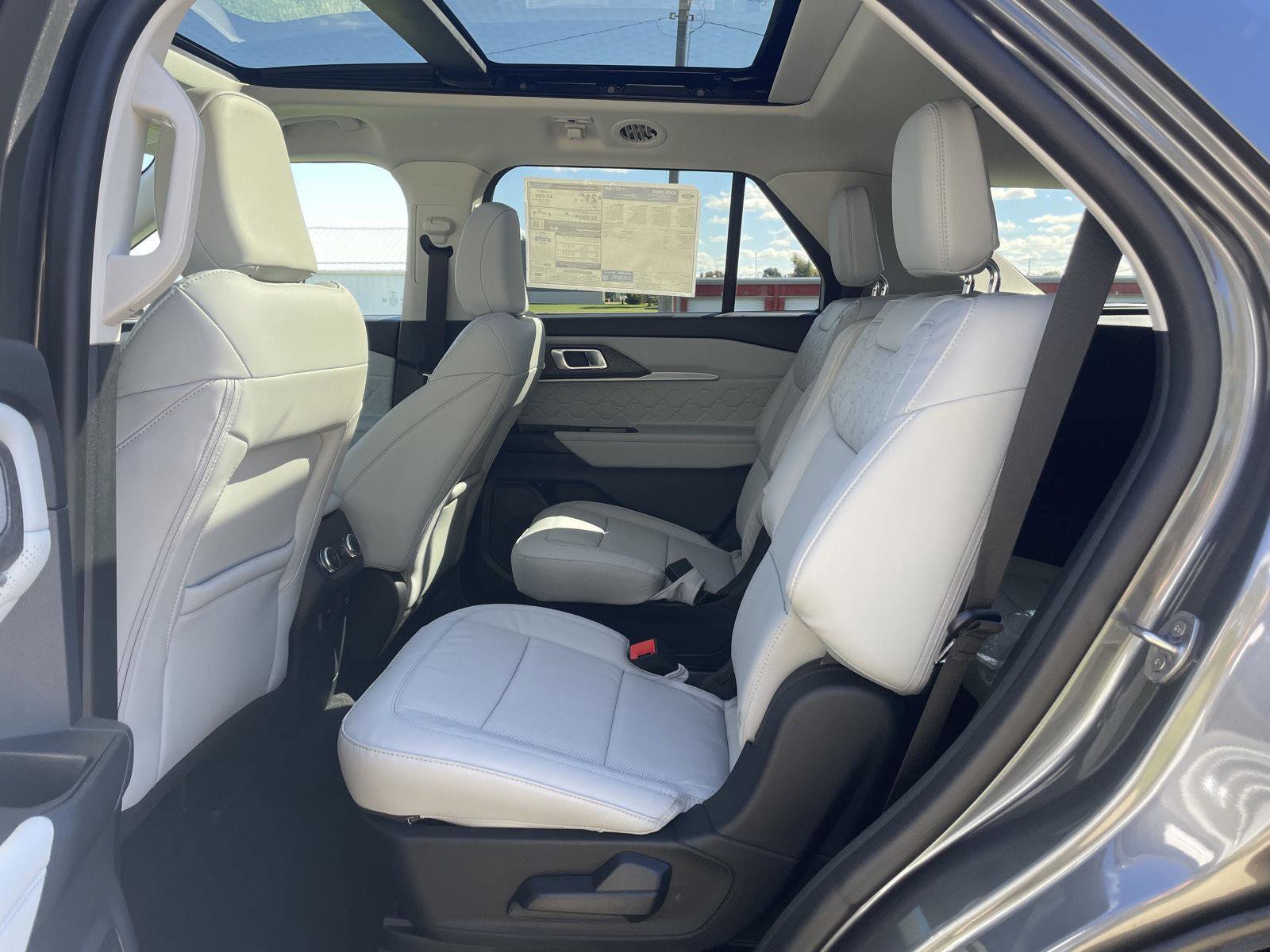 New 2025 Ford Explorer Platinum w/ Ultimate Package image 21