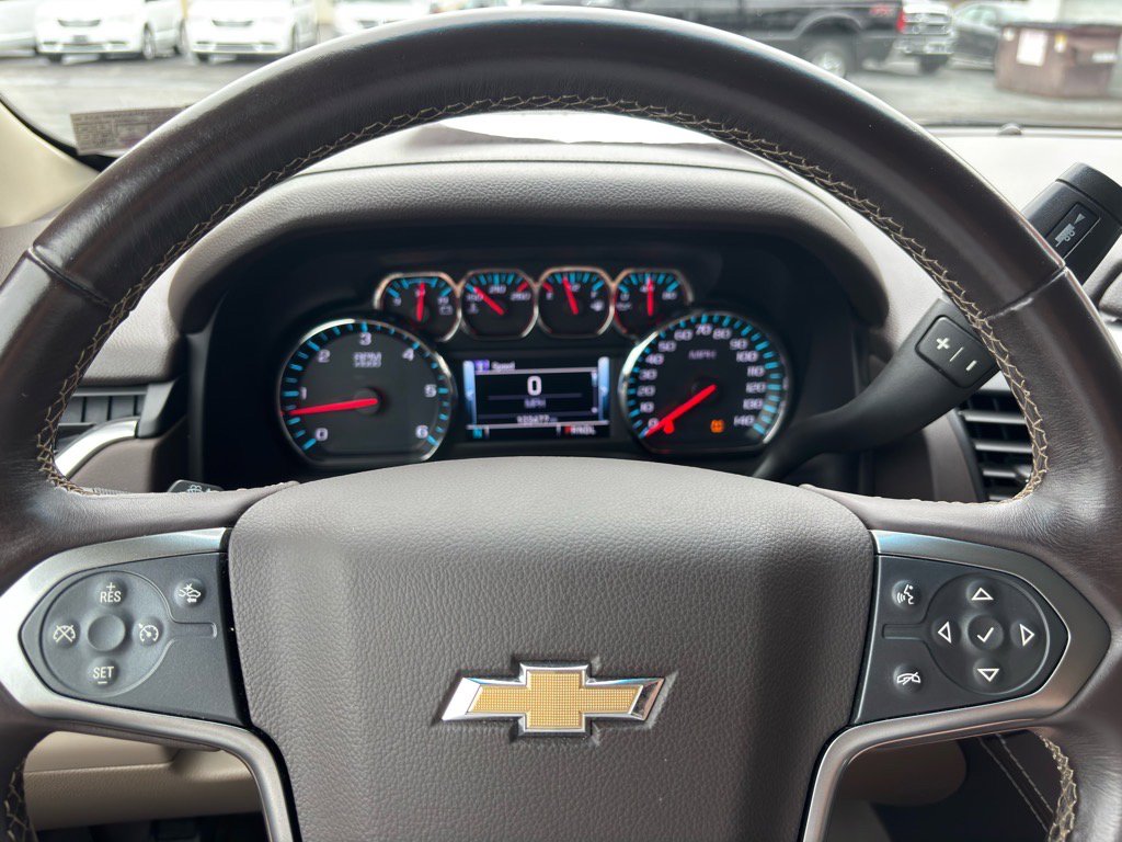 Used 2017 Chevrolet Suburban LT image 32