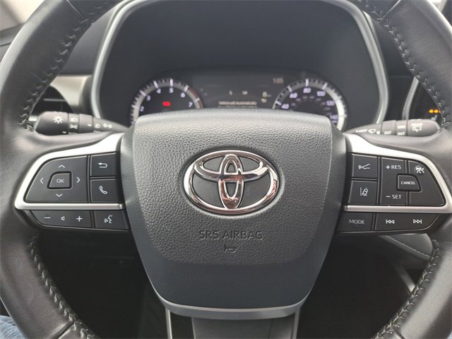 Used 2024 Toyota Highlander XLE image 26