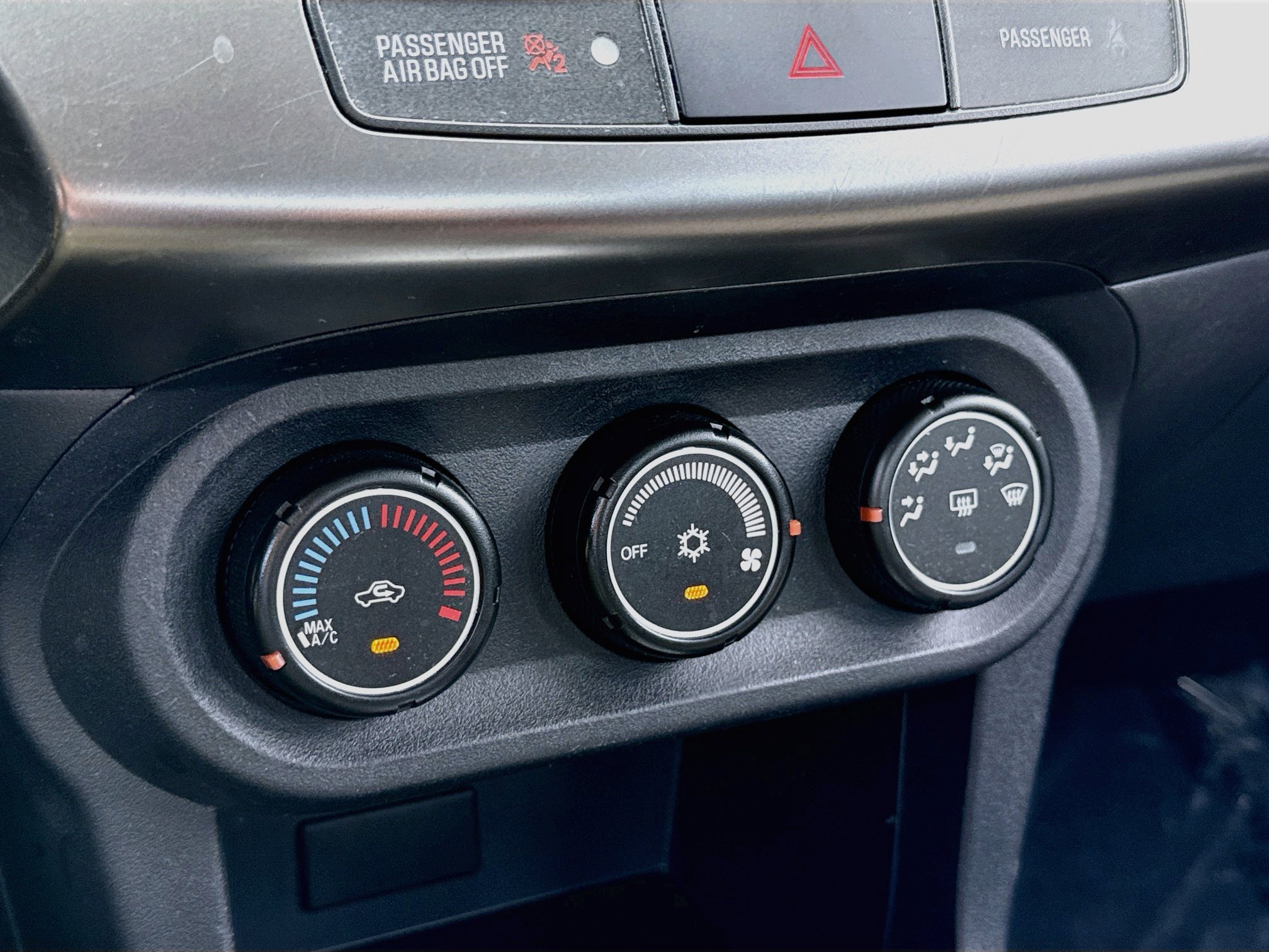 Used 2015 Mitsubishi Lancer SE AWD/4WD image 18