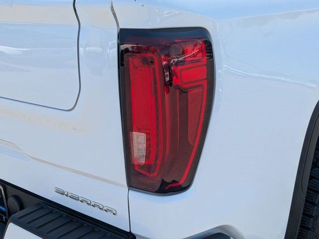 Used 2023 GMC Sierra 1500 Denali w/ Technology Package AWD/4WD image 12