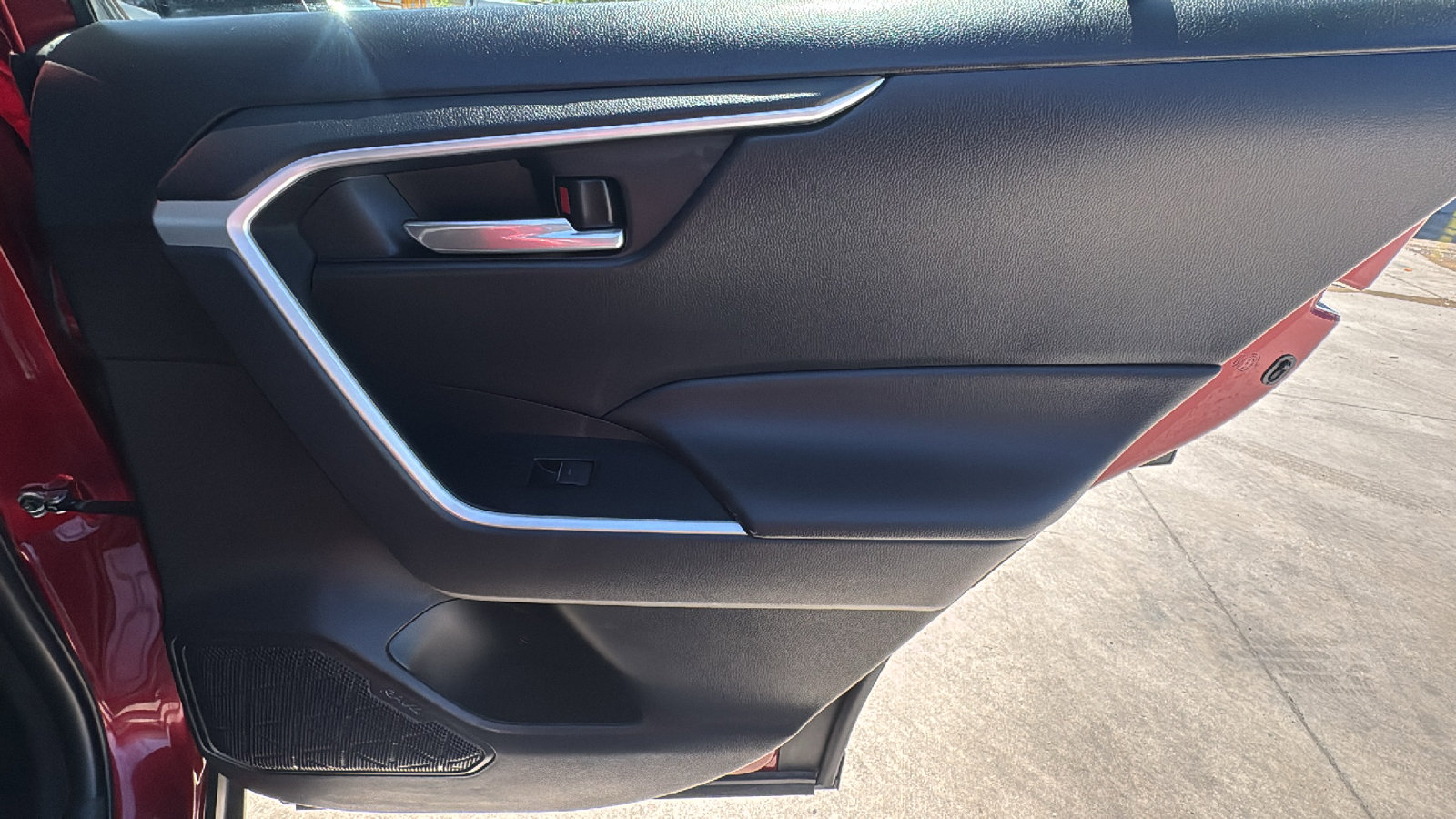 Used 2024 Toyota RAV4 XLE image 26